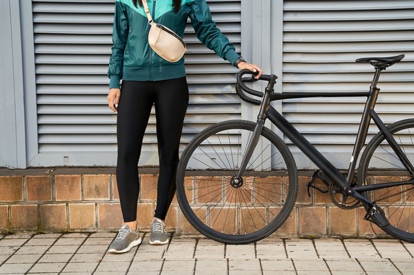 Comment bien s'habiller avec un legging noir ?