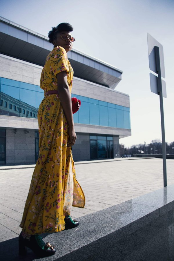Robe longue : la pièce maîtresse d’un look bohème