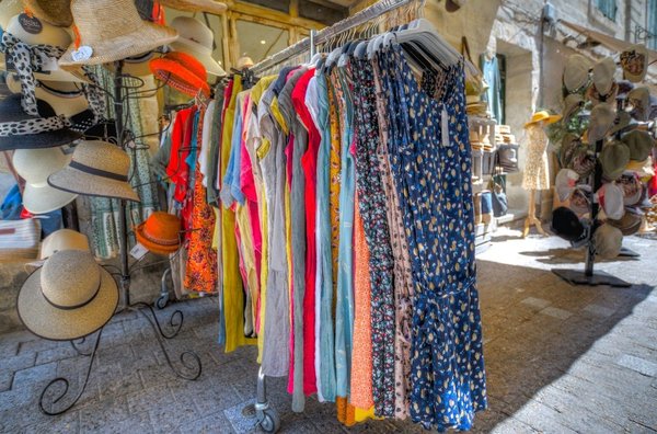 Découvrir la mode champêtre : une tendance incontournable